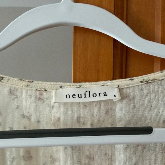 Neuflora Port Augusta Rose Floral dress (2023) LIKE NEW - Picture 2 of 5